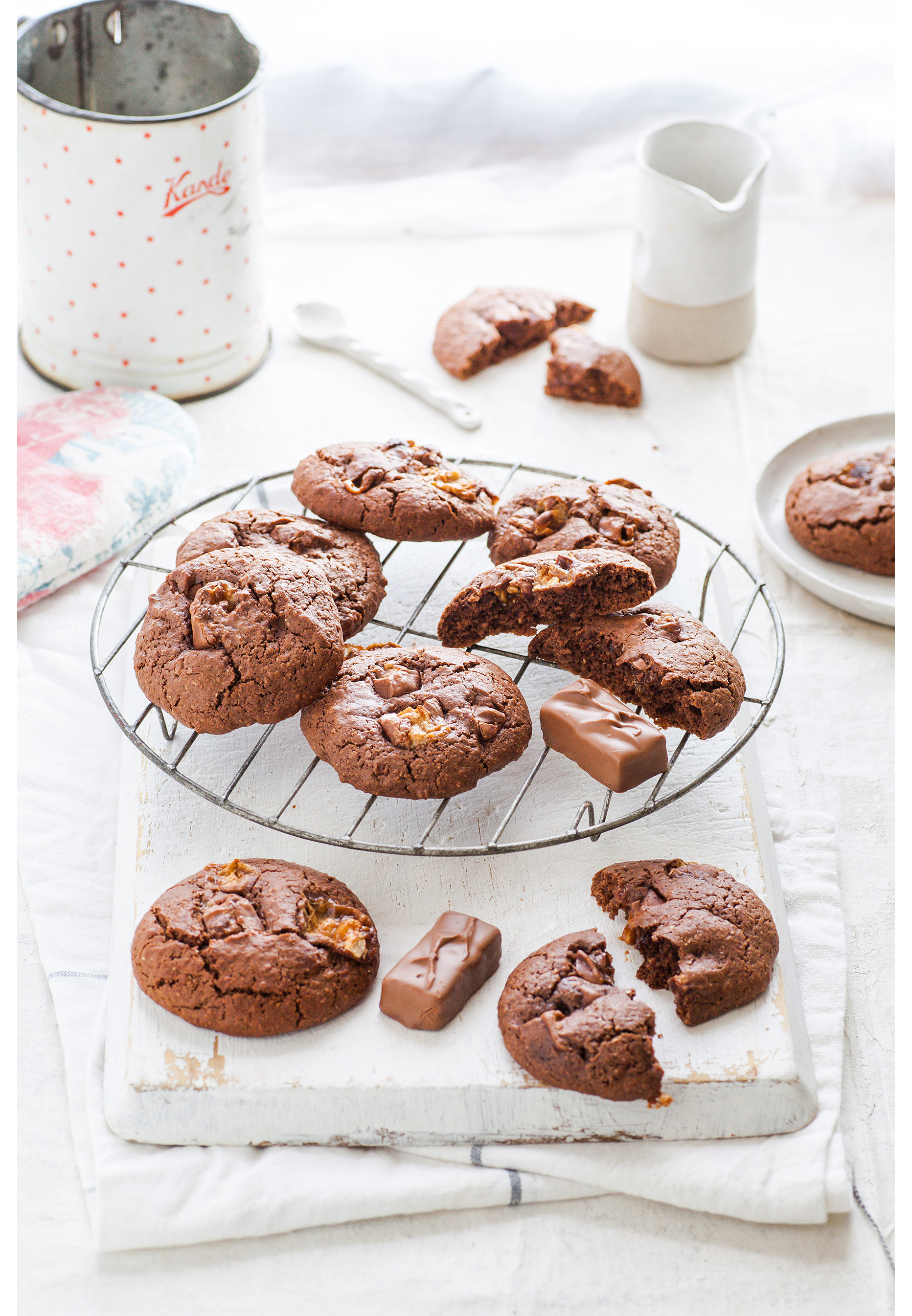 CaramelPeanutObsessionCookies-3044.jpg