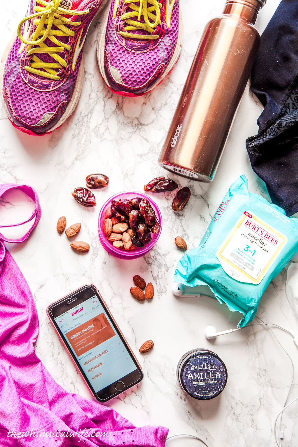 5 Essentials I Keep In My Gym Bag | The Whimsical Wife