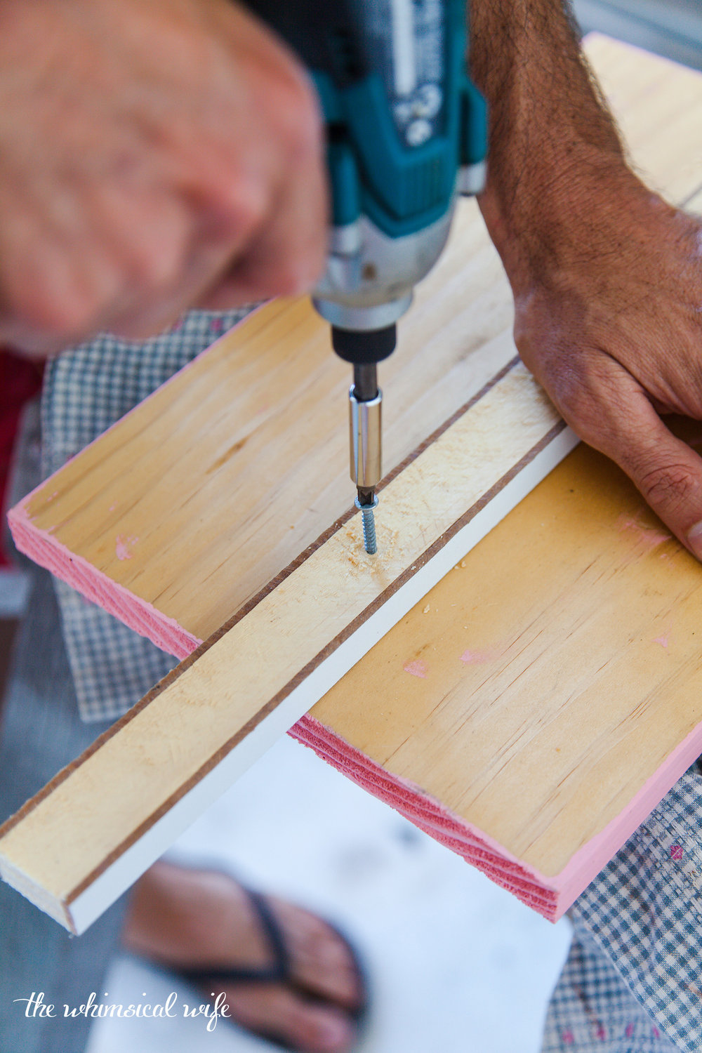 DIY Easter Bunny Crossing Sign | The Whimsical Wife