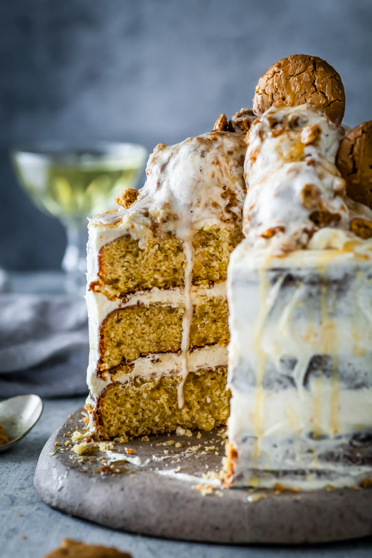 Honey & Ginger Cake With Lemon & Honey Buttercream {DF & GF} | The Whimsical Wife