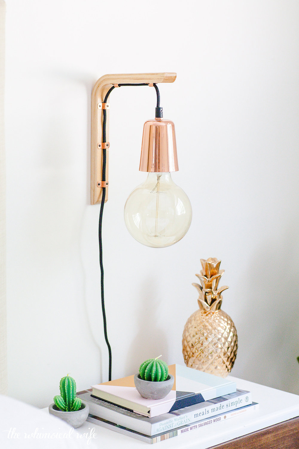 How To Make A Modern Hanging Wooden Wall Bracket Light | The Whimsical Wife