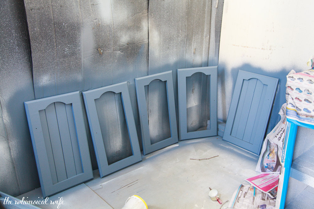 Mid Century Style Kitchen Hutch Makeover | The Whimsical Wife