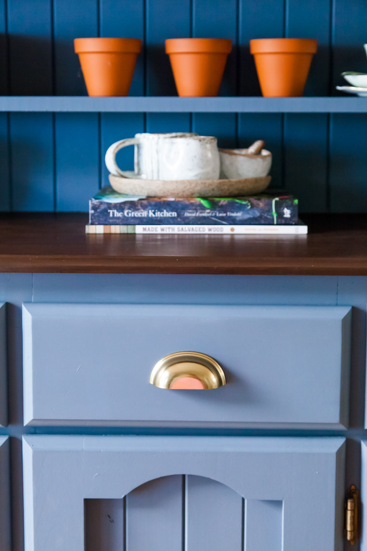 Mid Century Style Kitchen Hutch Makeover | The Whimsical Wife