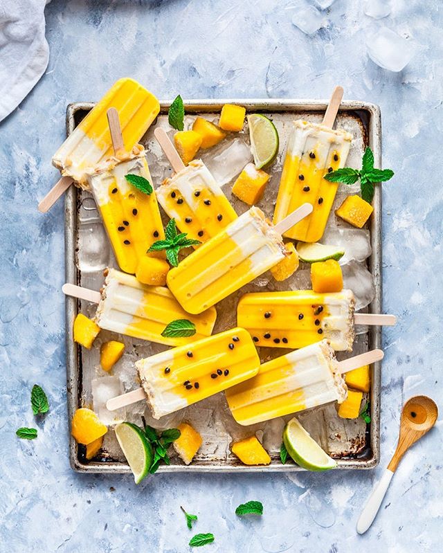 Another sweltering day forecast for tomorrow in South East Qld. Hitting mid 30’s so to avoid the afternoon cranky’s from the kids ( and flustered, hot mumma) I’ll certainly be whipping up a batch of these Mango, Passionfruit & Coconut Macadamia Popsicles to have on hand to give out during the heat of the day. It’s always a great after school treat for those that are back at school tomorrow! Wahhhh I’m not looking for forward to the craziness of the school run again! 😞 Recipe to these popsicles are in the link in my bio ☝🏻
.
.
.
.
.
.
#feedfeed #foodflutter #thechalkboardeats #eattheworld #lifeandthyme #ofsimplethings #momentsofmine #mywhiteco #beautifulcuisines #betterhomesandgarden #sundaystylelove #taste #tastingtable #gatheredstyle #bloglovingfood #tastespotting #buzzfeast #morningslikethese #realsimple #veganeats #feedfeedchocolate #chasinglight #leftovermakeover #nomoreeggs #veganrecipes #springeats #veganeats #springbaking #summertreats