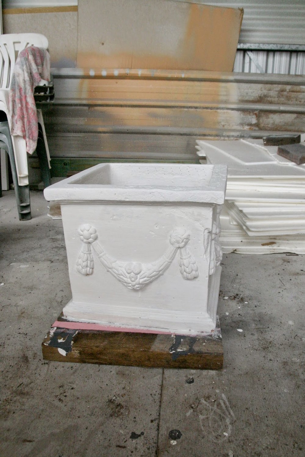 Revamping Old Garden Pots & Making Your Own DIY Chalk Paint.