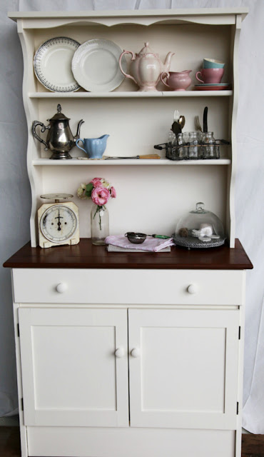 Doing Up A Country Kitchen Hutch