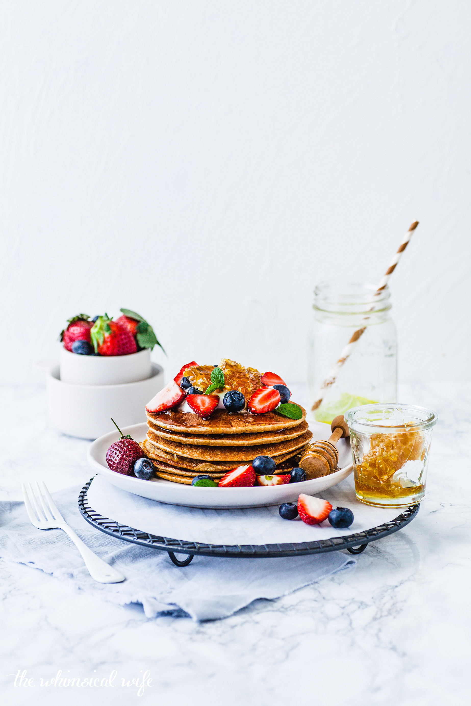 Quick & Easy Banana & Oat Blender Pancakes