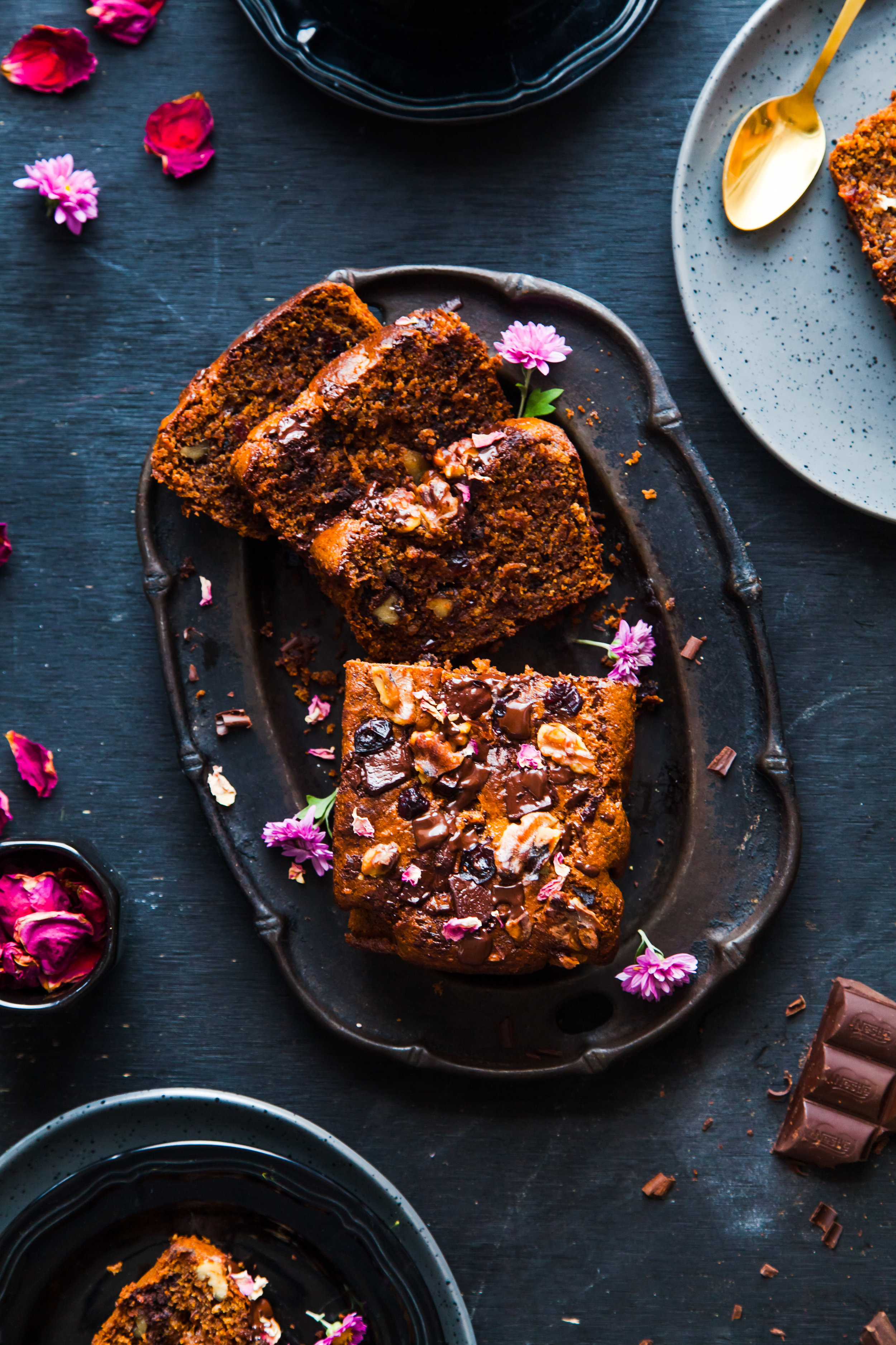 Dark Chocolate, Cranberry & Walnut Spiced Pumpkin Bread {GF, DF, Vegan}