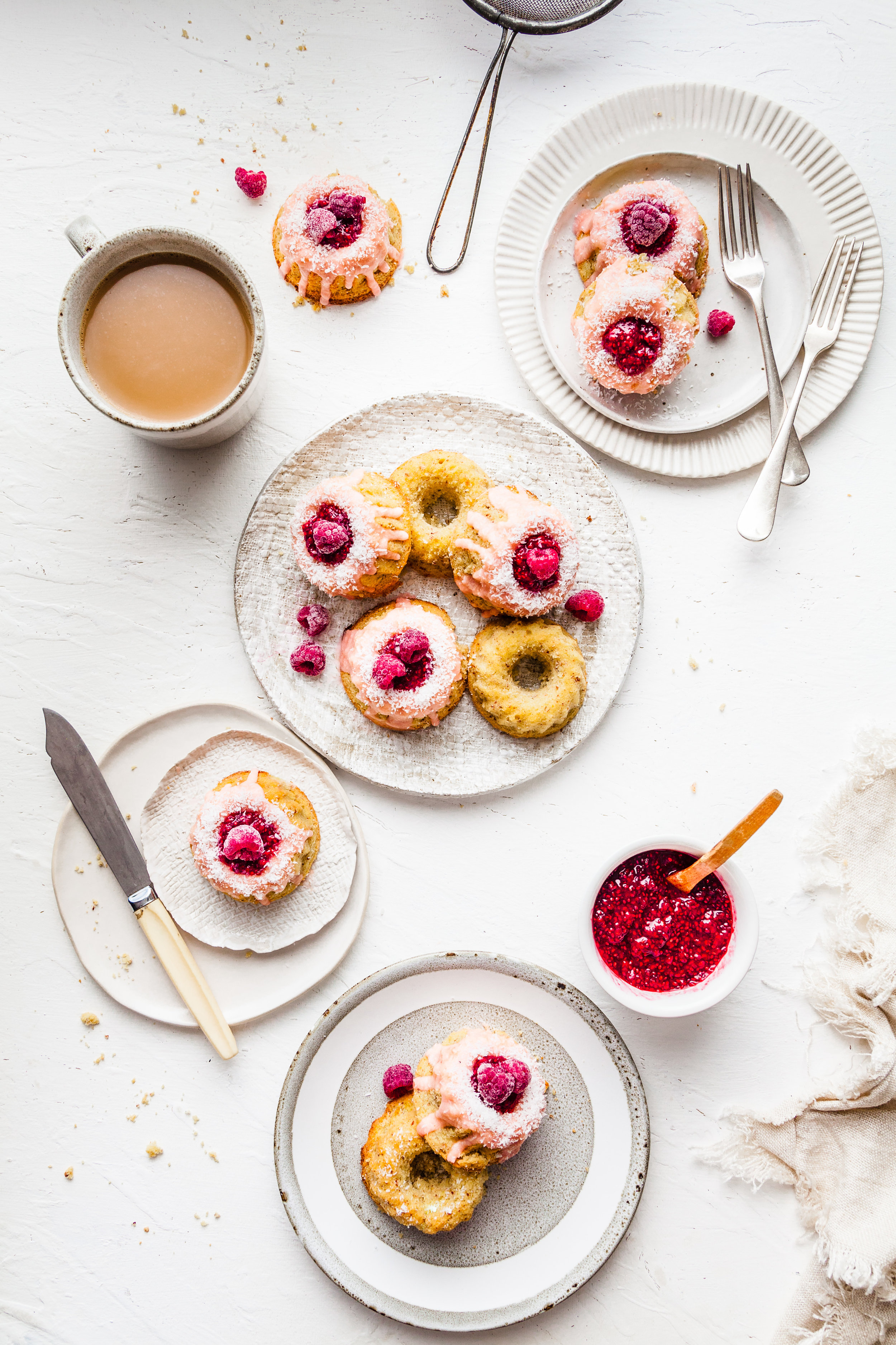 Mini Iced Vovo Bundt Cakes {DF &amp; GF}